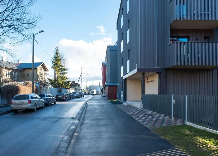 Dream Stay - Brand New Apartment With Balcony & Free Parking